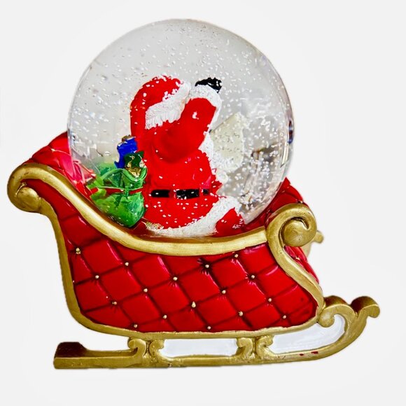 Boule Á Neige Musical Christmas Water Snow Globe Santas Xmas Eve Sleigh Ride NWT - Picture 1 of 16